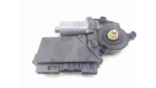 MOTOR ELEVALUNAS DELANTERO DERECHO AUDI A4 (2001-2002) 2.5 TDI 155CV 2496CC - L. 6659008 / 105841101